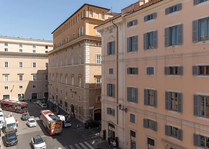 Elegantia Luxury Navona 4*